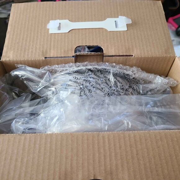 The "Culinary Edge" Ceramic Copper
Pro 5 qt Dutch Oven - Picture 3 of 3